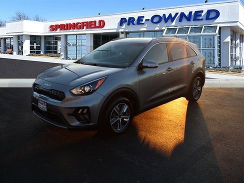 Used 2022 Kia Niro EX Premium image 3