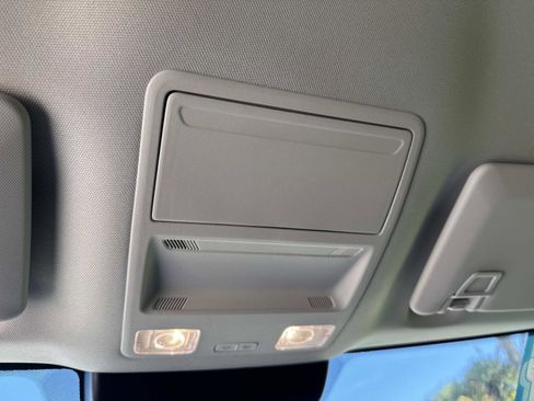 Used 2024 Ford Maverick Lariat image 31