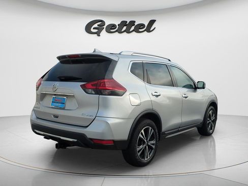 Used 2018 Nissan Rogue SL image 4