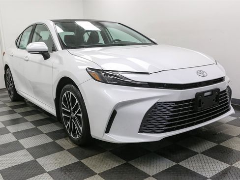 New 2026 Toyota Camry XLE image 2