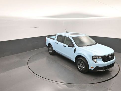 New 2026 Ford Maverick XLT FWD image 25