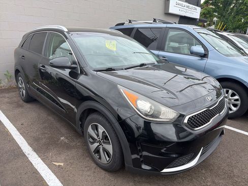 Used 2018 Kia Niro LX FWD image 3
