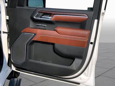 Certified 2024 GMC Sierra 1500 Denali Ultimate AWD/4WD image 22