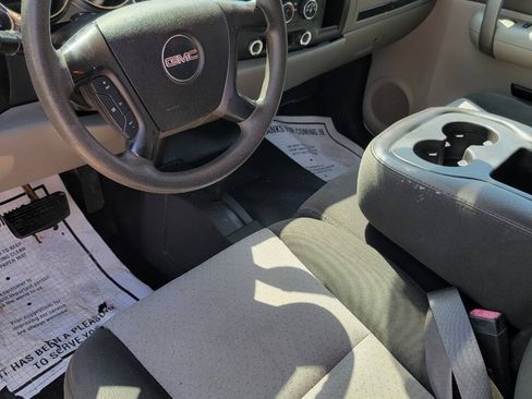 Used 2008 GMC Sierra 3500 W/T w/ Work Truck Preferred Package AWD/4WD image 10