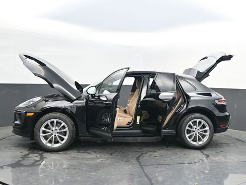 New 2025 Porsche Macan image 46