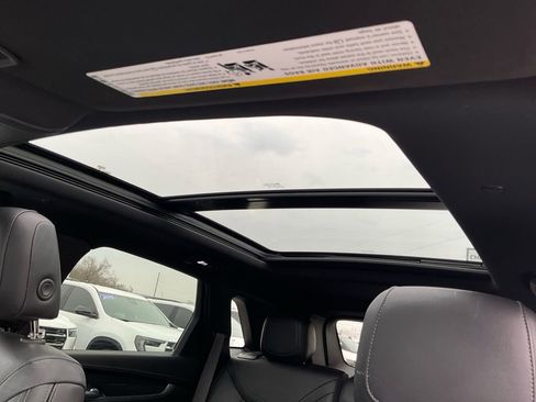 Used 2023 Cadillac XT5 Premium Luxury image 21