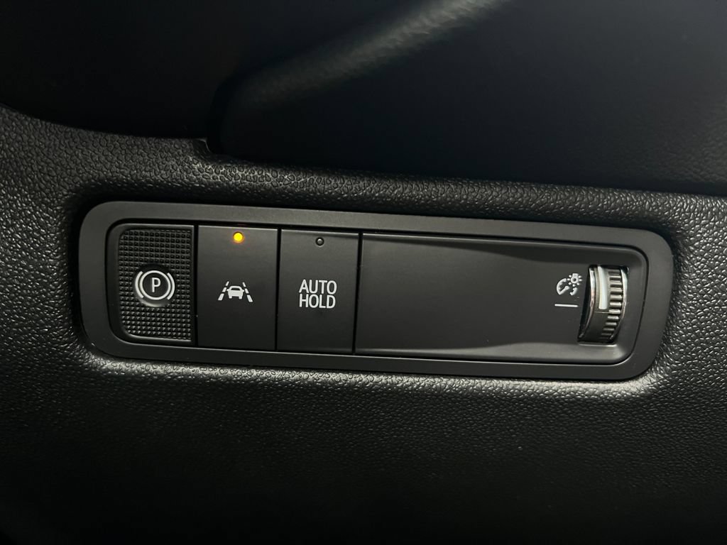 Used 2025 Chevrolet Equinox EV LT w/ Comfort Package AWD/4WD image 21