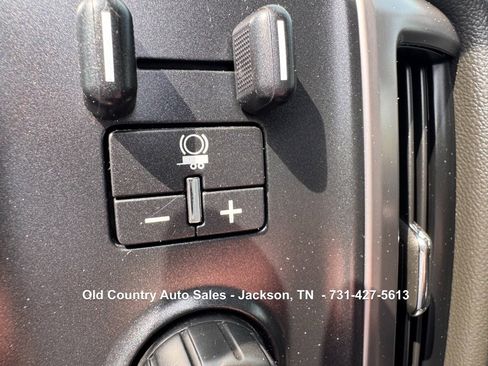 Used 2018 GMC Sierra 1500 SLT AWD/4WD image 29