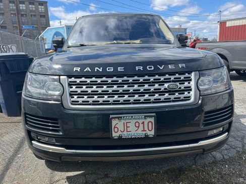 Used 2017 Land Rover Range Rover HSE image 2
