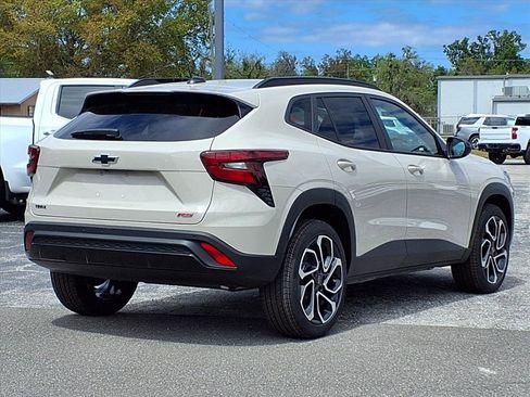 New 2026 Chevrolet Trax RS w/ Driver Confidence Package image 4