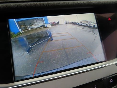 Used 2019 Cadillac XT5 FWD image 28