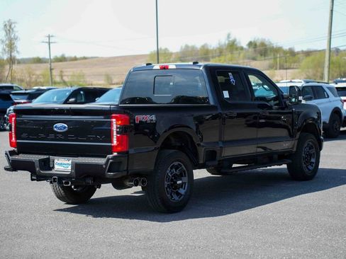 Used 2023 Ford F250 Lariat w/ Lariat Ultimate Package AWD/4WD image 5