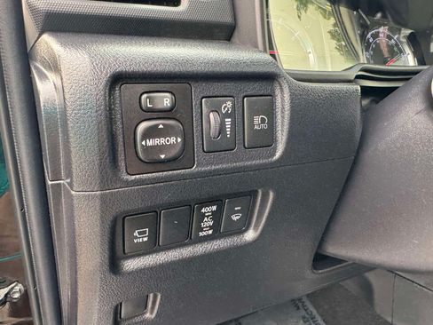 Certified 2024 Toyota 4Runner Limited AWD/4WD image 31