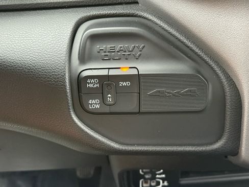 Used 2024 RAM 3500 Big Horn image 19