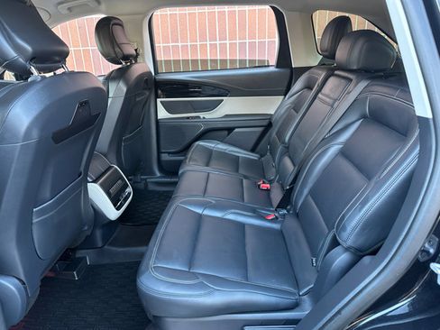 Used 2024 Lincoln Nautilus Premier image 31