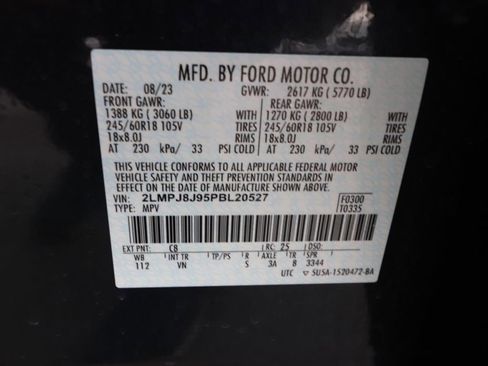 Used 2023 Lincoln Nautilus AWD image 9