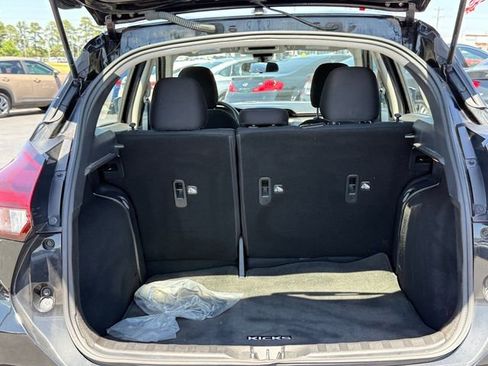 Used 2023 Nissan Kicks SV FWD image 15
