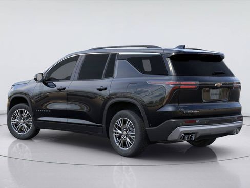 New 2026 Chevrolet Traverse LT w/ Driver Confidence Package FWD image 3