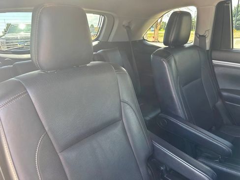 Used 2018 Toyota Highlander Limited AWD/4WD image 27