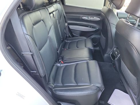 Certified 2022 Genesis GV70 2.5T w/ Advanced Package image 21