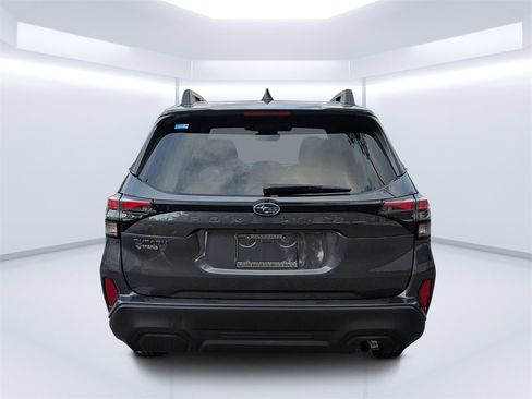 New 2026 Subaru Forester Premium image 4