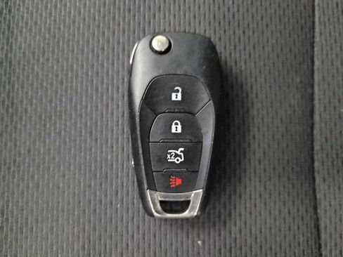Used 2018 Chevrolet Cruze LS FWD image 32