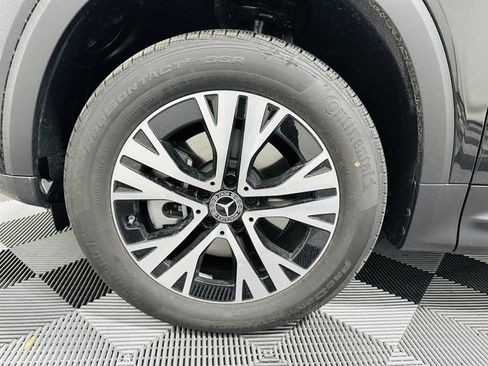 Used 2026 Mercedes-Benz GLB 250 4MATIC image 8