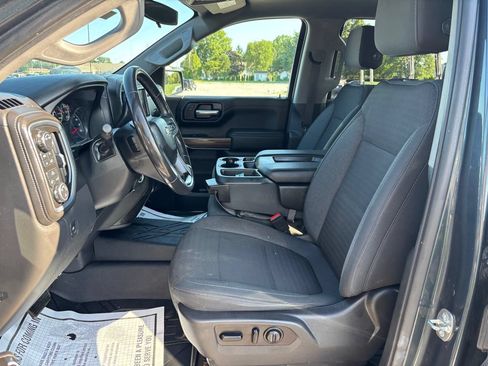 Used 2020 Chevrolet Silverado 1500 LT w/ All-Star Edition AWD/4WD image 3