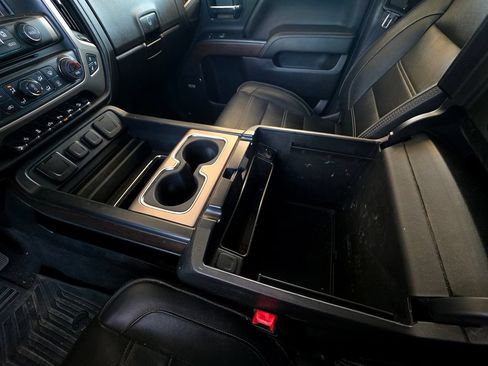 Used 2018 GMC Sierra 1500 Denali AWD/4WD image 48