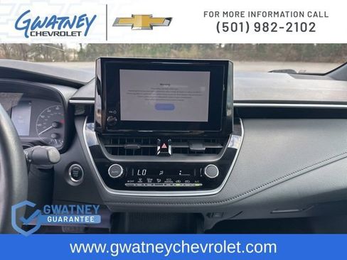 Used 2024 Toyota Corolla SE image 17