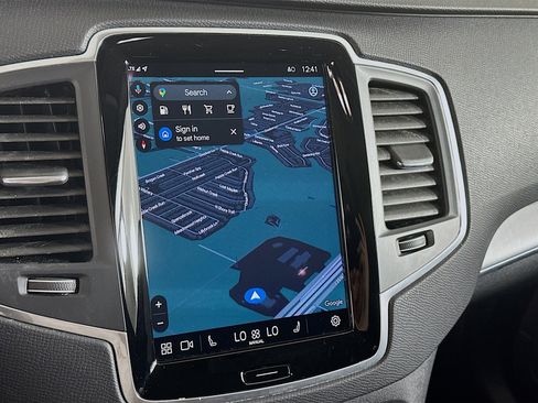 Used 2024 Volvo XC90 B5 Core w/ Protection Package image 21