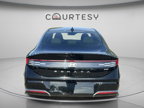 Used 2025 Hyundai Sonata SEL image 4