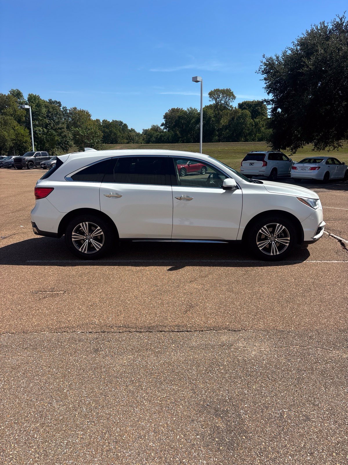 Used 2020 Acura MDX SH-AWD image 18