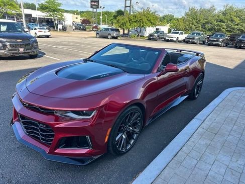 Used 2024 Chevrolet Camaro ZL1 RWD image 4