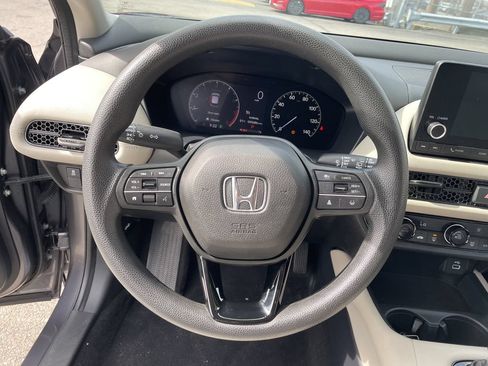 Used 2023 Honda HR-V LX image 16