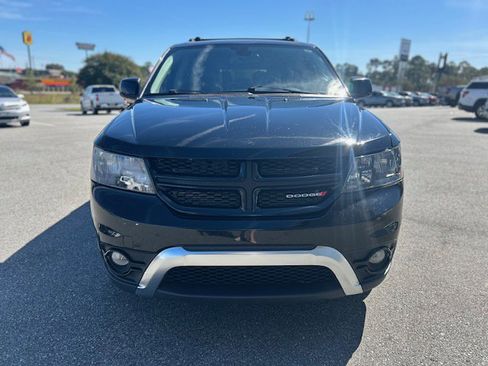 Used 2020 Dodge Journey Crossroad w/ Popular Equipment Group image 2