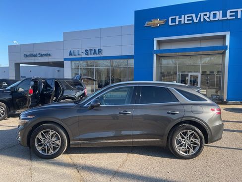 Used 2025 Genesis GV70 2.5T image 3