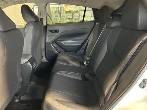 Used 2025 Subaru Crosstrek 2.0i Premium image 24
