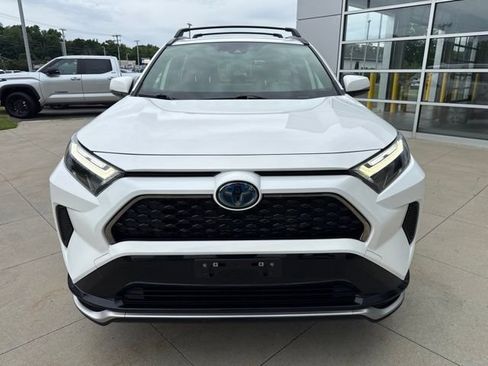 Used 2023 Toyota RAV4 SE w/ Weather & Moonroof Package AWD/4WD image 2
