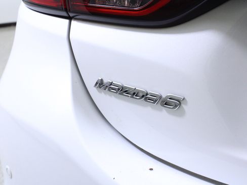 Used 2018 MAZDA MAZDA6 Signature image 9