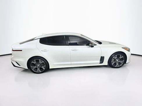 Used 2020 Kia Stinger GT-Line RWD image 10