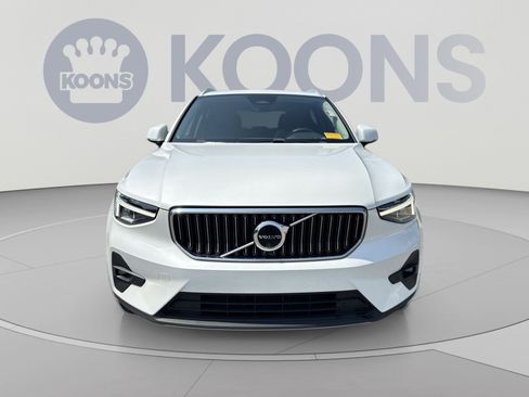 Certified 2023 Volvo XC40 B5 Plus w/ Protection Package Premier AWD/4WD image 19