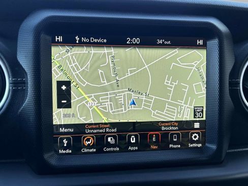 Used 2023 Jeep Wrangler Unlimited Sahara image 29