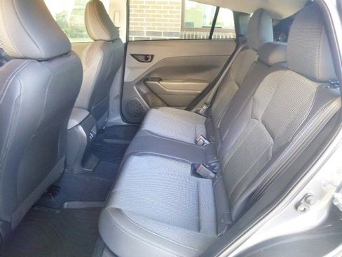 Used 2024 Subaru Crosstrek 2.0i Premium image 7