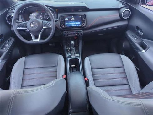 Used 2021 Nissan Kicks SR w/ SR Premium Package image 21