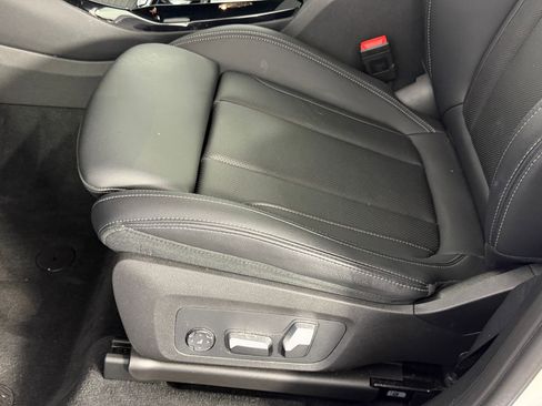 Used 2023 BMW X3 sDrive30i w/ Premium Package image 13