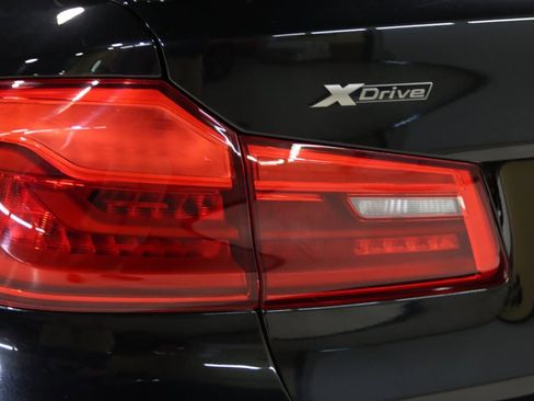 Used 2018 BMW M550i xDrive image 67