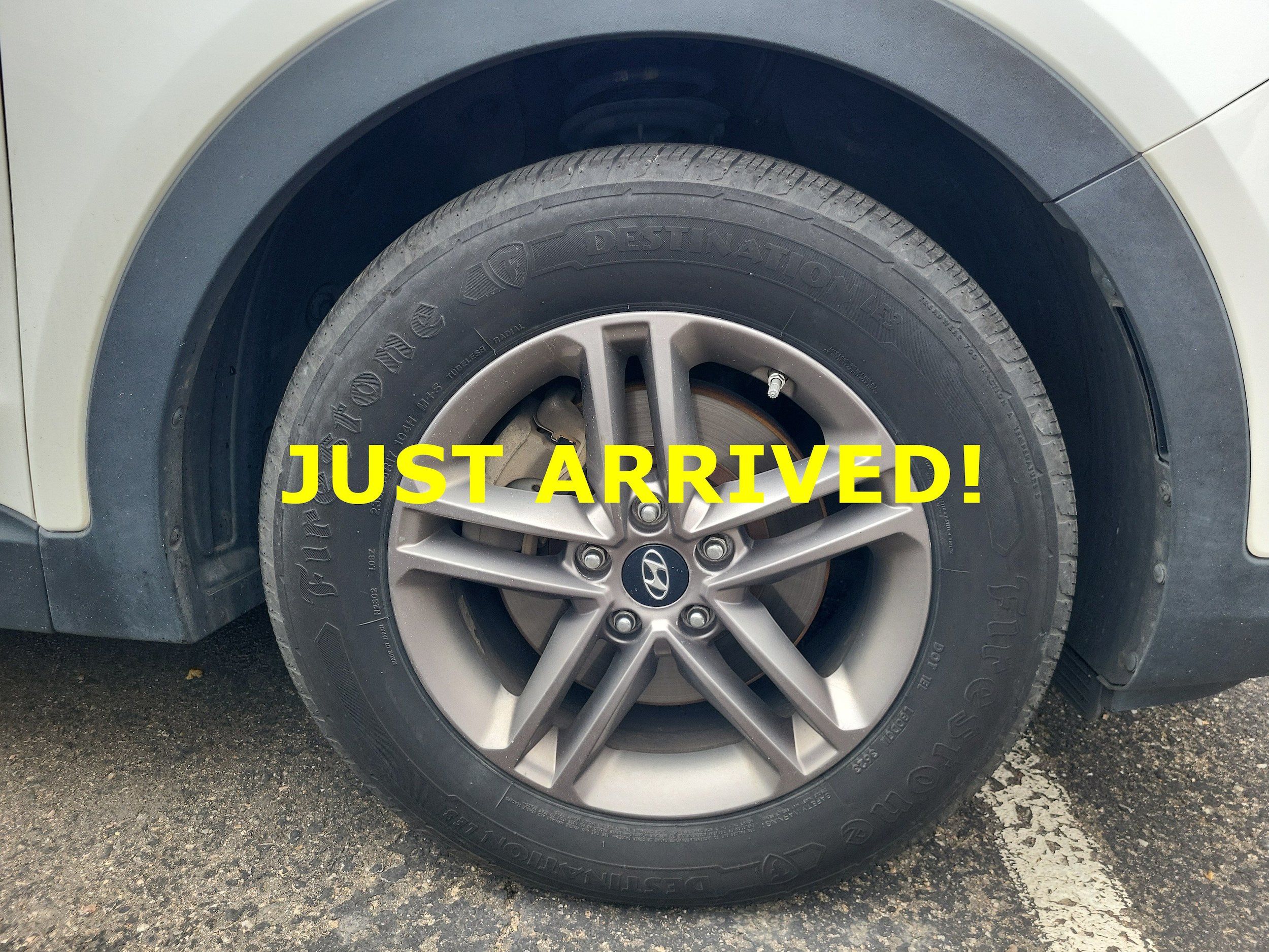 Used 2017 Hyundai Santa Fe Sport AWD/4WD image 4