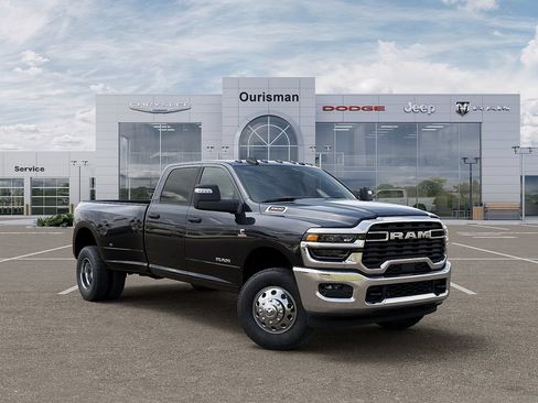 New 2026 RAM 3500 Big Horn AWD/4WD image 5