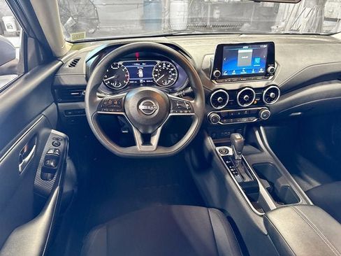 Used 2024 Nissan Sentra SV FWD image 17